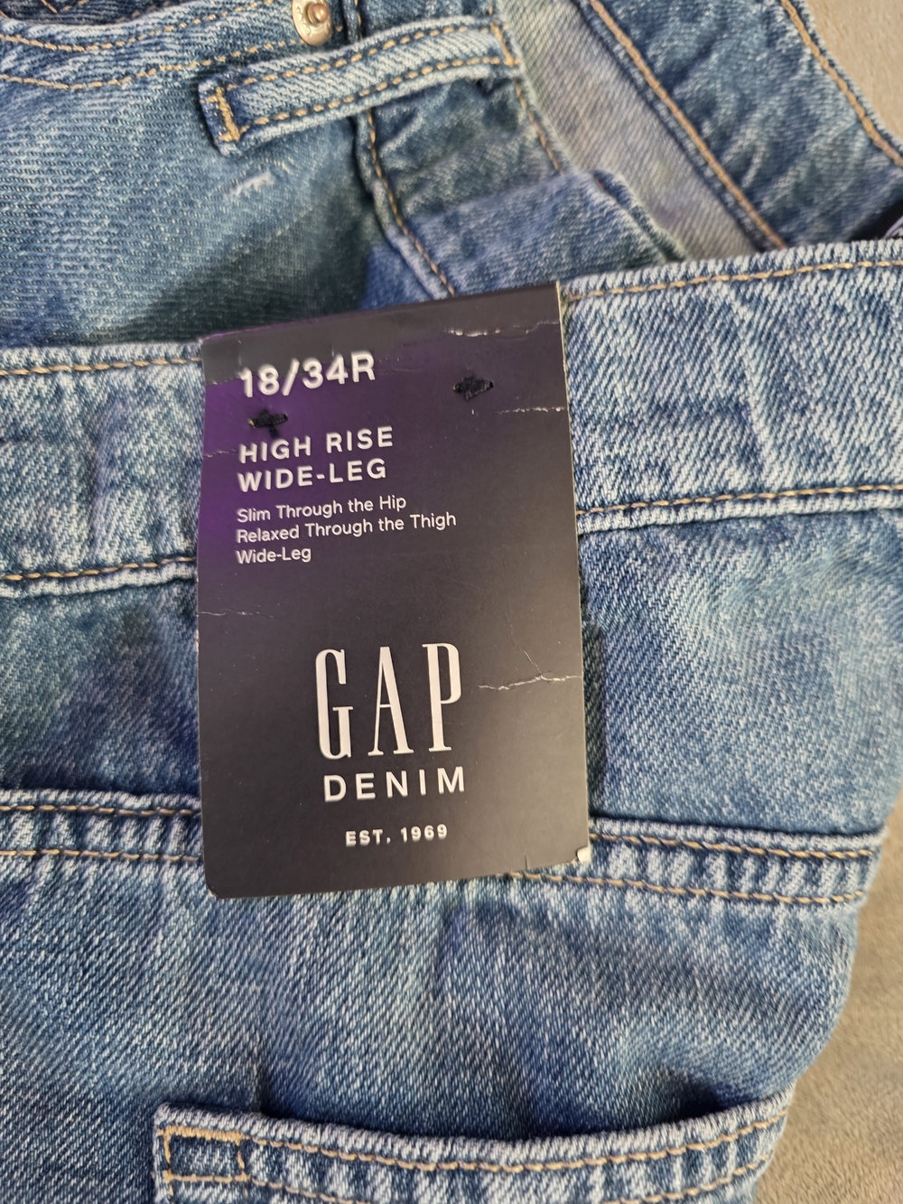 GAP Wide Leg Flare Jeans - Medium Blue Denim - Picture 4 of 4